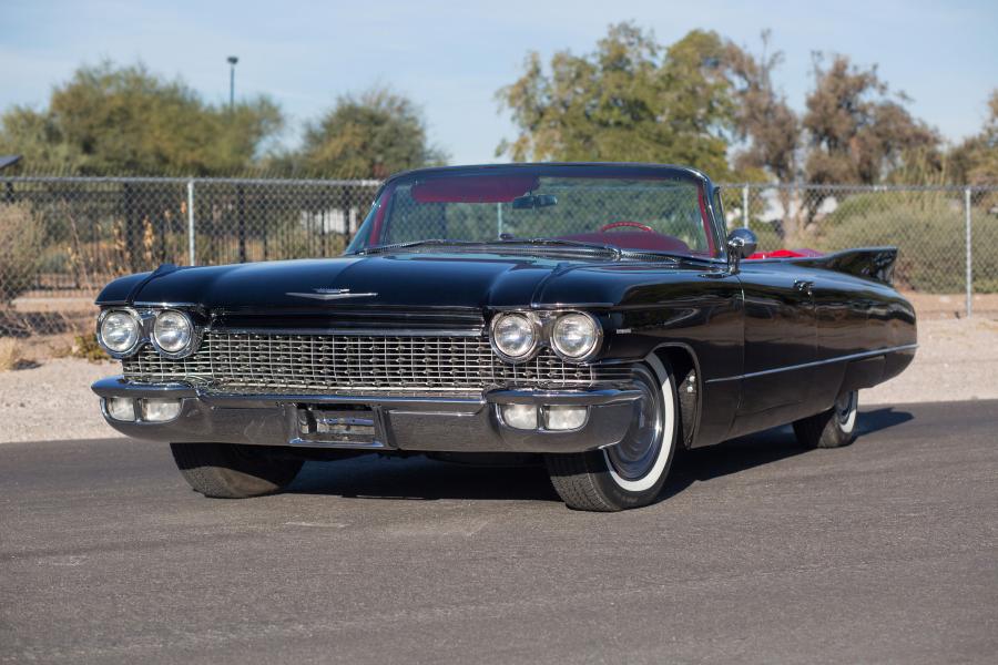  Cadillac Series 62 Convertible (6267F) 1960 года  (фото 17 из 23)